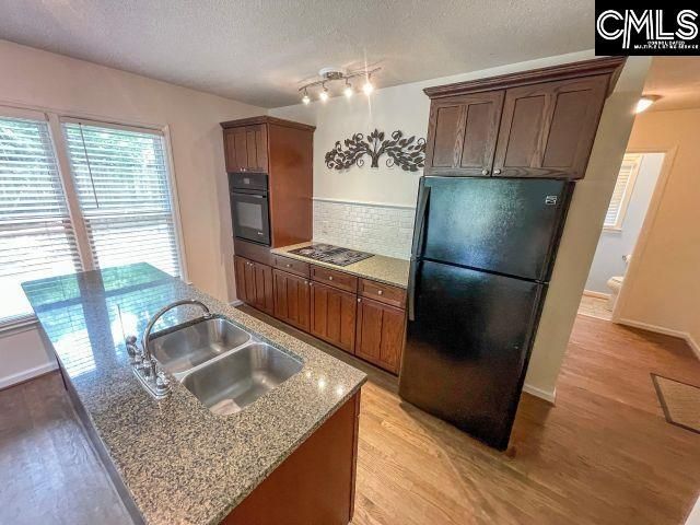 1826 Harrington Street Photo 10