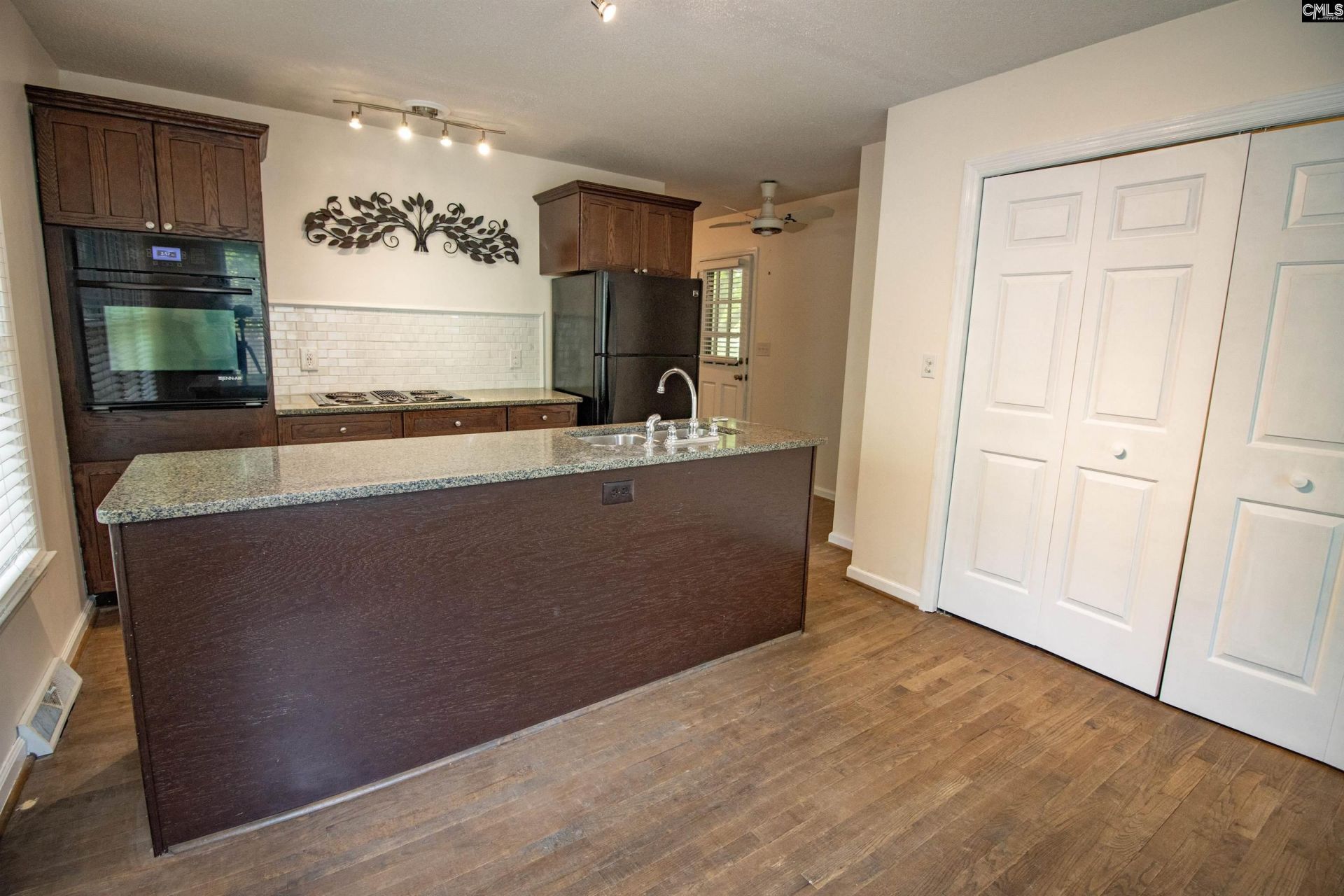 1826 Harrington Street Photo 13