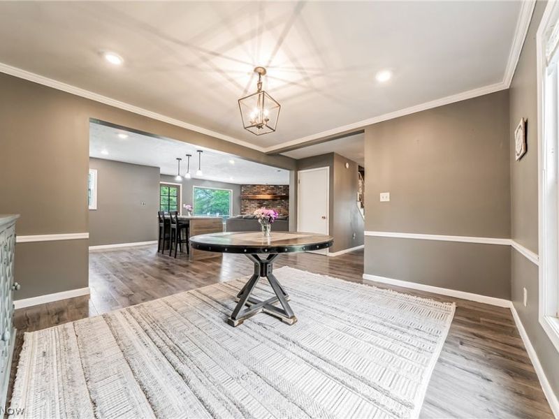 1622 Seven Oaks Drive, Lyndhurst, OH 44124 Photo 6