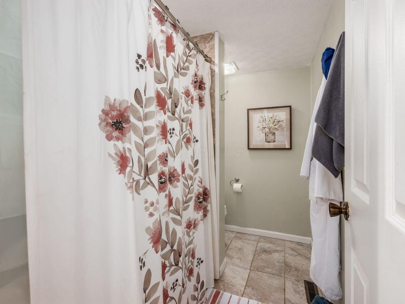 6301 Hyland Drive, Dublin, OH 43017 Photo 25