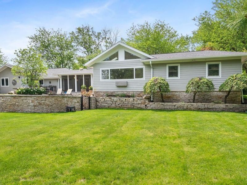 4954 Thornhill Lane, Dublin, OH 43017 Photo 11