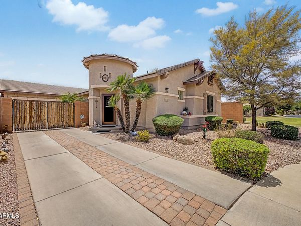 923 E Waterview Place, Chandler, AZ 85249