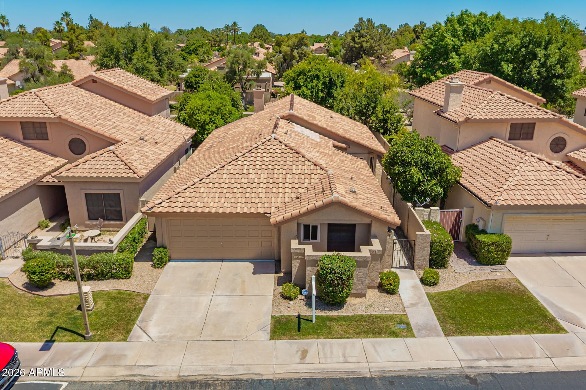 9143 S Grandview Drive, Tempe, AZ 85284 Main Photo