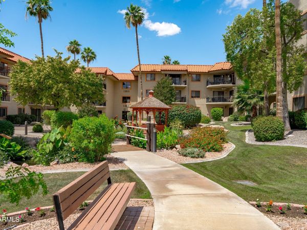 10330 W THUNDERBIRD Boulevard, Unit C109, Sun City, AZ 85351