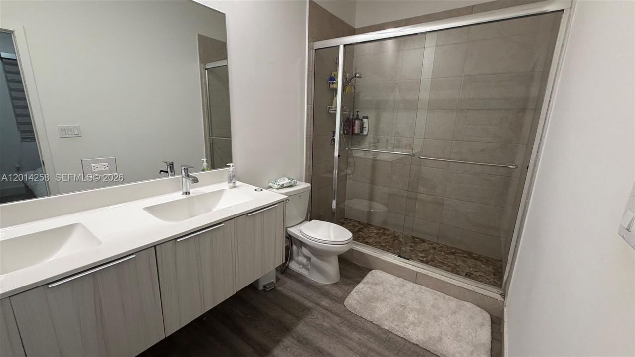 Please Call For Address, Unit 33, Doral, FL 33178 Photo