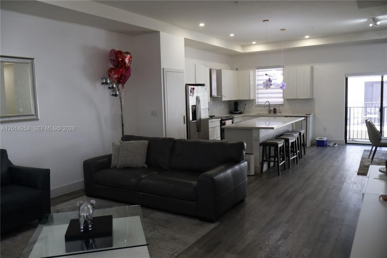 Please Call For Address, Unit 33, Doral, FL 33178 Photo