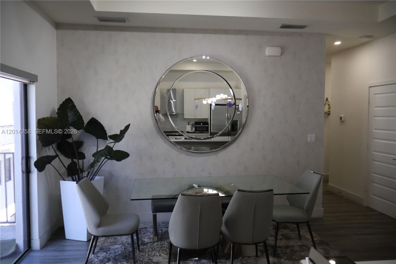 Please Call For Address, Unit 33, Doral, FL 33178 Photo