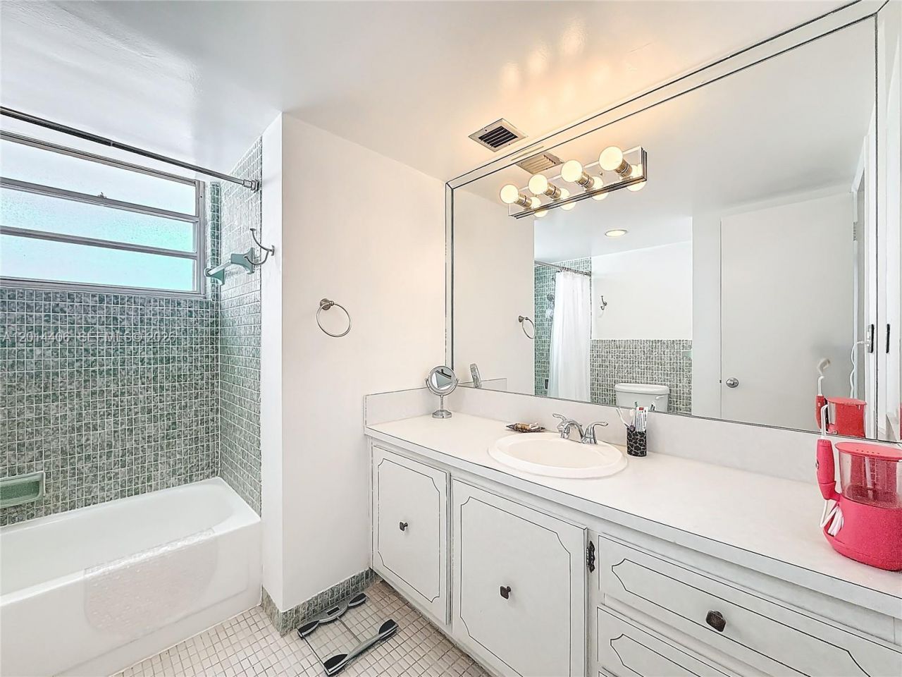 1401 NE Miami Gardens Dr , Unit 286, Miami, FL 33179 Photo