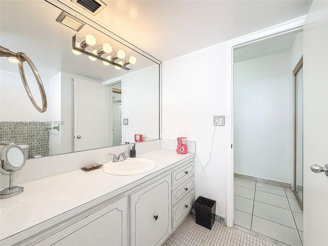 1401 NE Miami Gardens Dr , Unit 286, Miami, FL 33179 Photo