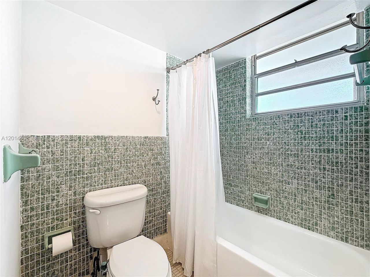 1401 NE Miami Gardens Dr , Unit 286, Miami, FL 33179 Photo