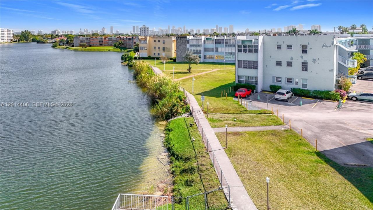 1401 NE Miami Gardens Dr , Unit 286, Miami, FL 33179 Photo