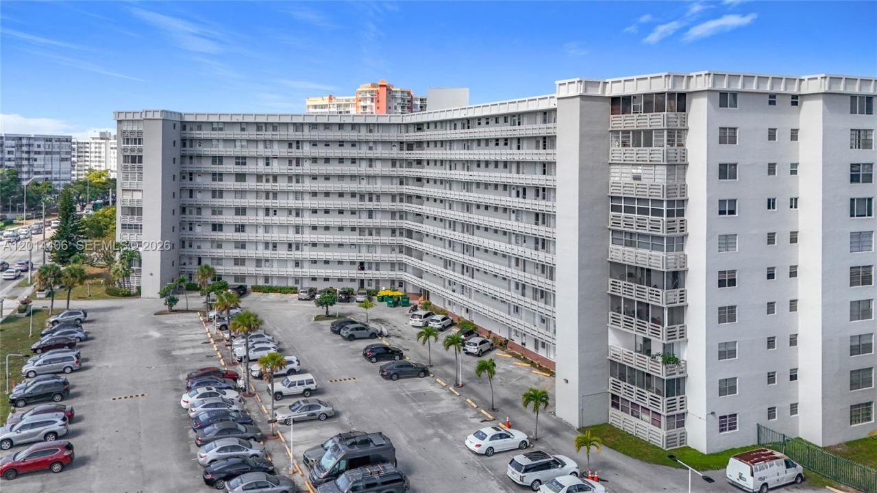 1401 NE Miami Gardens Dr , Unit 286, Miami, FL 33179 Photo