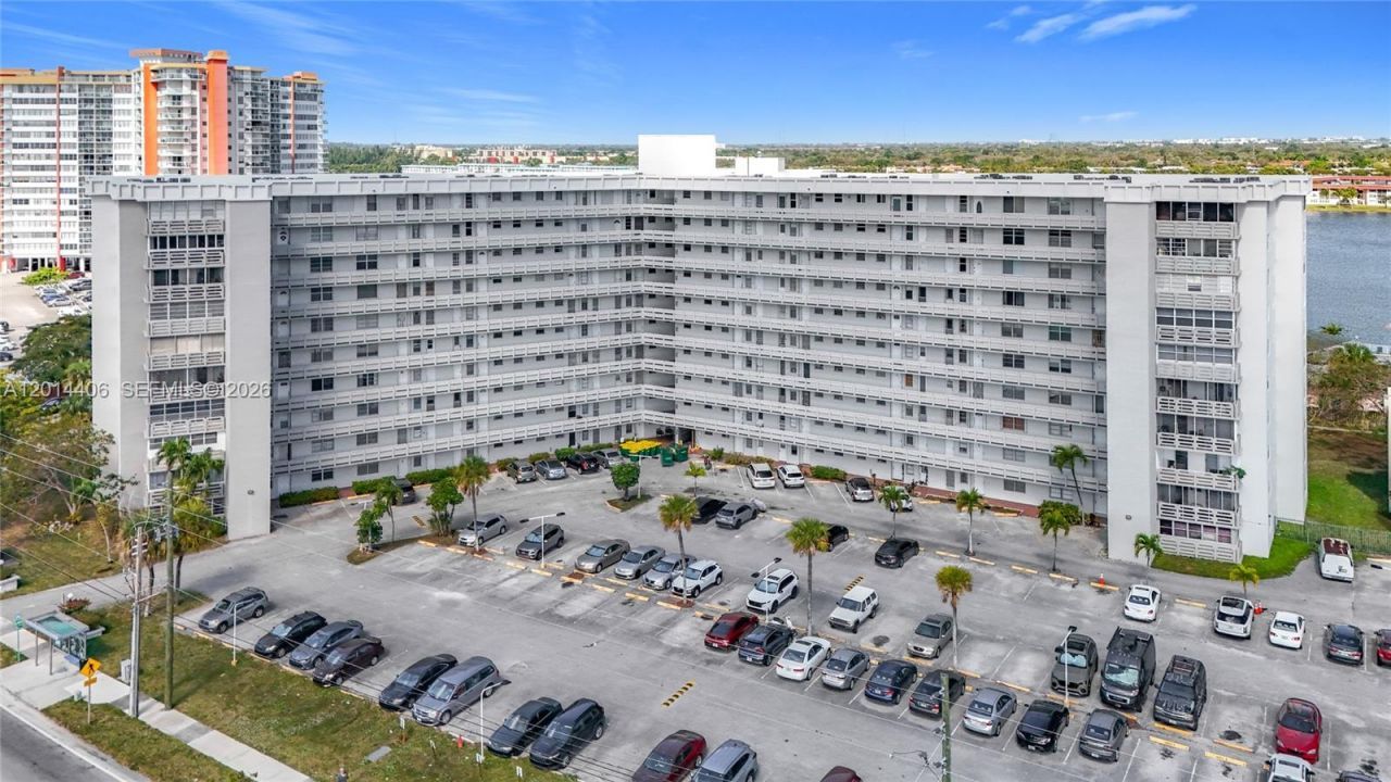 1401 NE Miami Gardens Dr , Unit 286, Miami, FL 33179 Photo