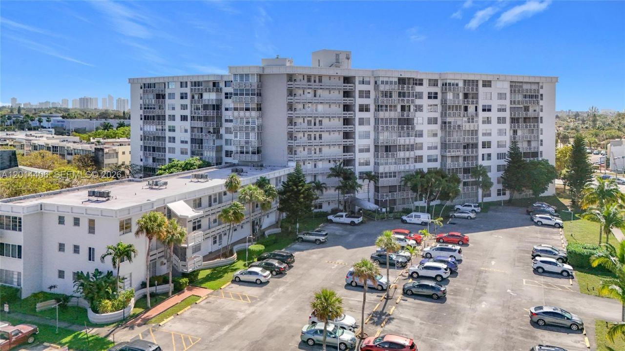 1401 NE Miami Gardens Dr , Unit 286, Miami, FL 33179 Photo