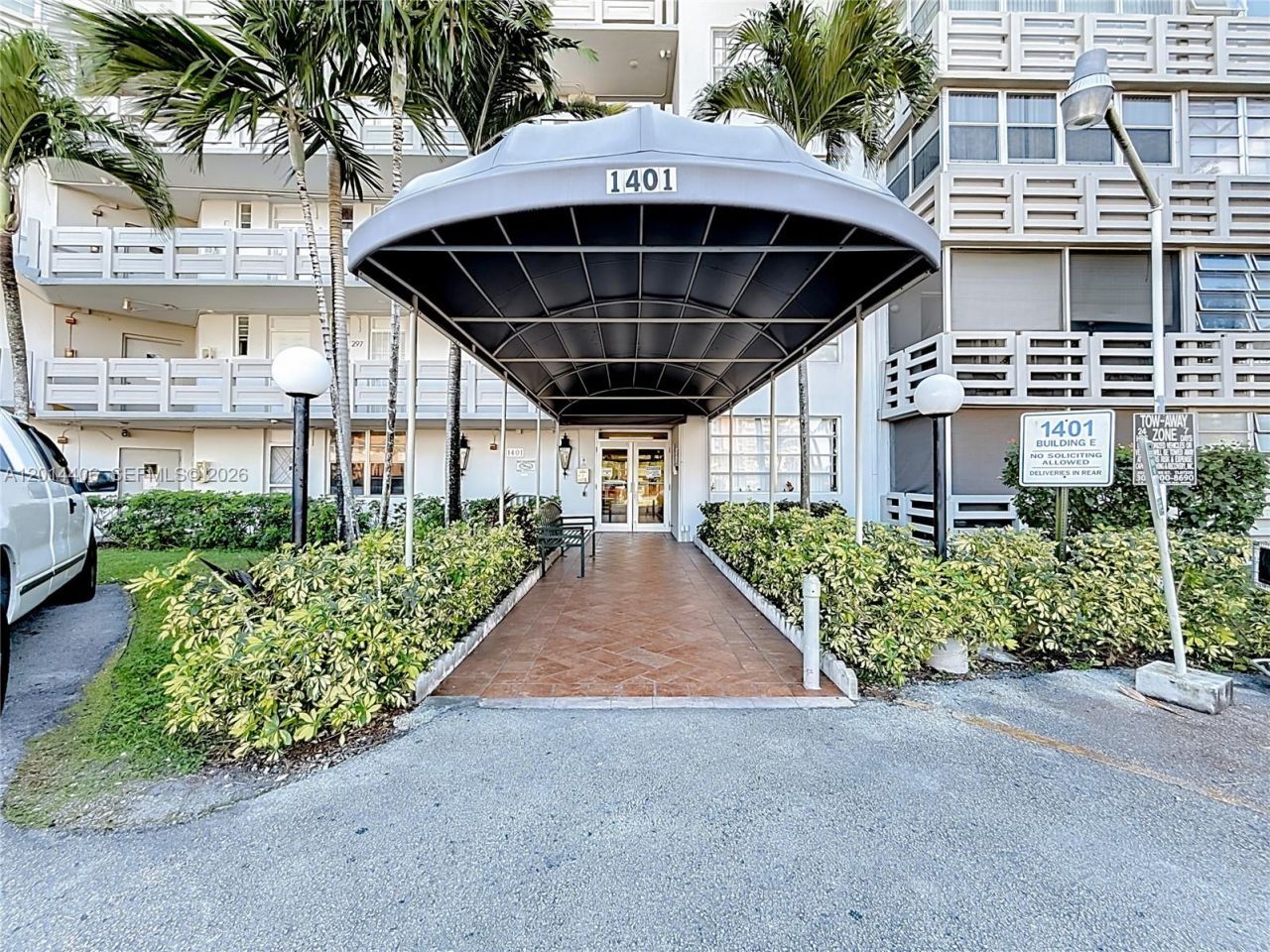 1401 NE Miami Gardens Dr , Unit 286, Miami, FL 33179 Photo