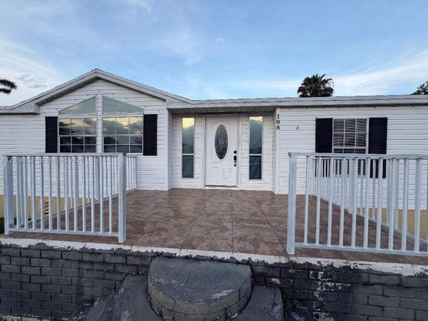19800 SW 180th Ave unit 105 , Miami, FL 33187