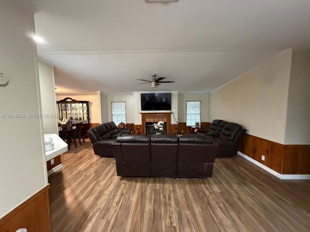19800 SW 180th Ave Unit 105 , Miami, FL 33187 Photo