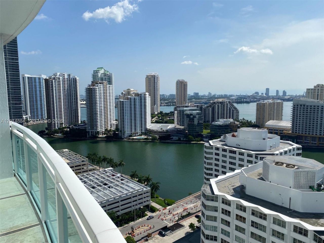 950 Brickell Bay Dr, Unit 2711, Miami, FL 33131 Photo
