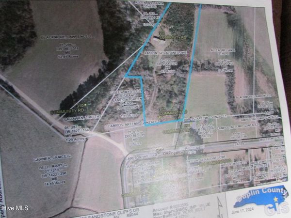 302 Community Road , Warsaw, NC 28398