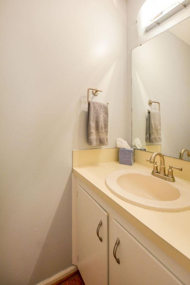 2156 Forest Lakes Boulevard Photo 10