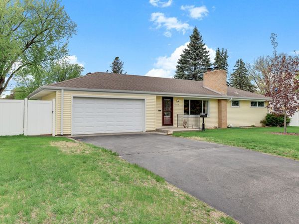 9224 15th Avenue S, Bloomington, MN 55425