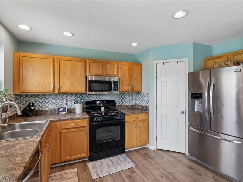 2721 Krska Place, Barberton, OH 44203 Photo 8