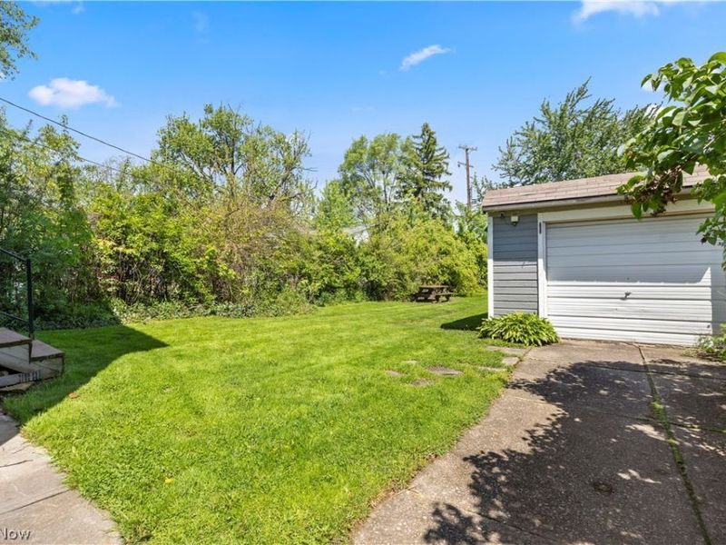 3810 Russell Avenue, Parma, OH 44134 Photo 36