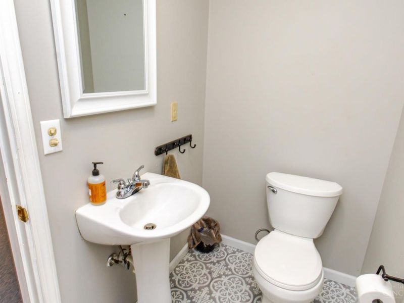 678 Skodborg Drive, Lakengren, OH 45320 Photo 37
