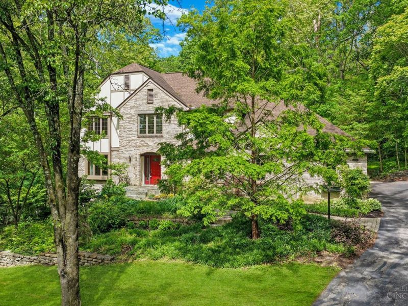 9701 Loveland Madeira Road, Symmes Township, OH 45140 Photo 2