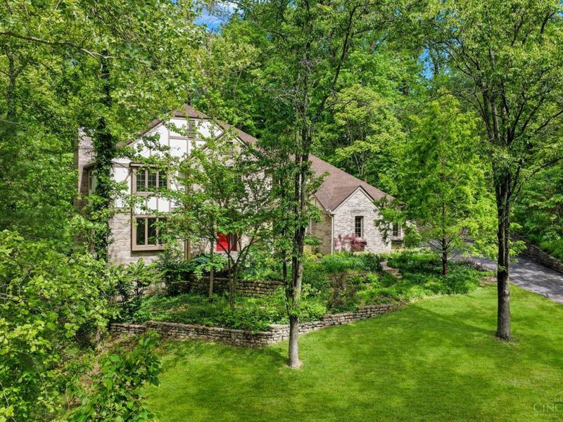 9701 Loveland Madeira Road, Symmes Township, OH 45140 Photo 3