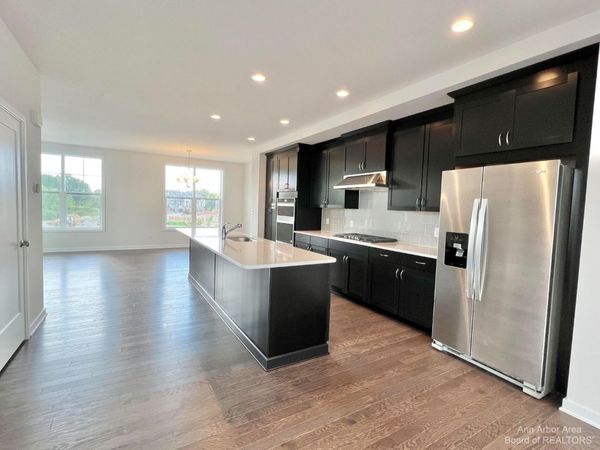 2875 Rayfield Avenue, Ann Arbor, MI 48105