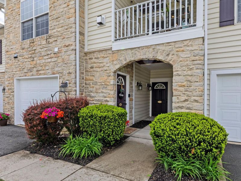 4963 Ivyvine Boulevard, Dublin, OH 43016 Photo 2