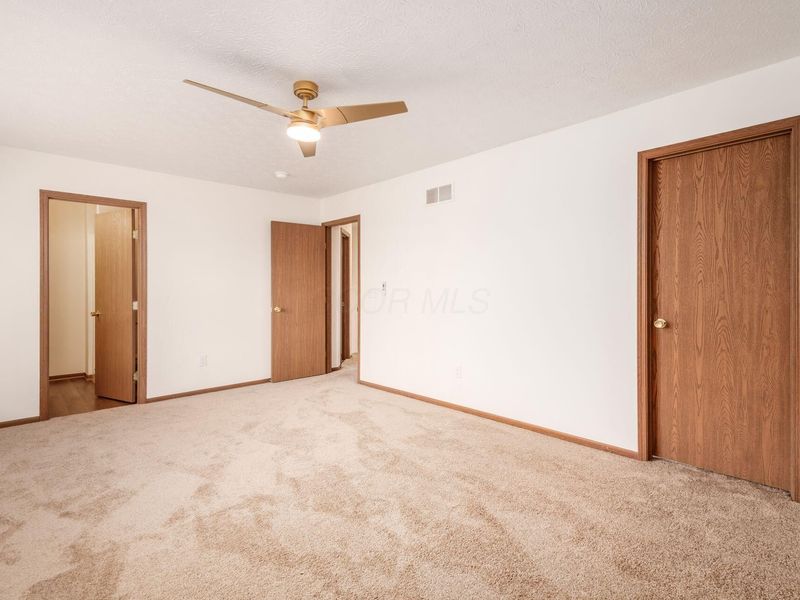 1492 Pine Wild Drive, Columbus, OH 43223 Photo 22