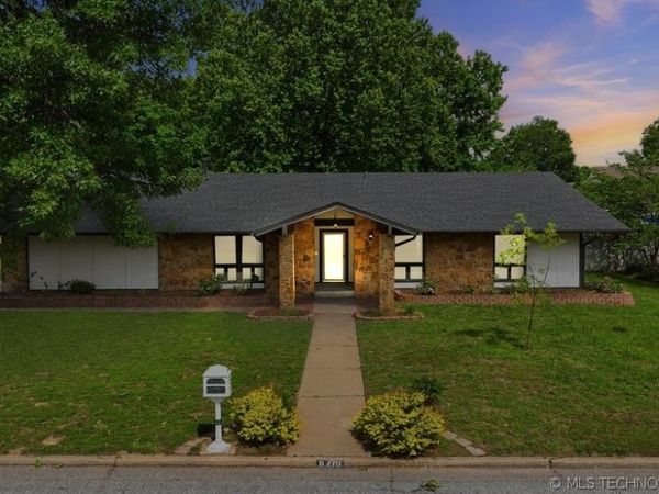 8401 S Fawnwood Court , Broken Arrow, OK 74011