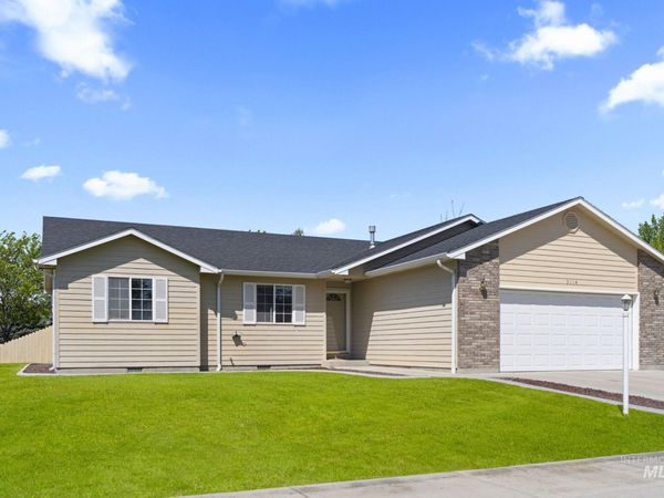 3114 Sunridge Dr, Caldwell, ID 83605