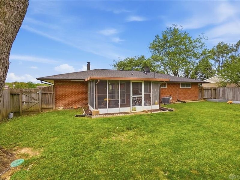 6136 Old Troy Pike, Huber Heights, OH 45424 Photo 27
