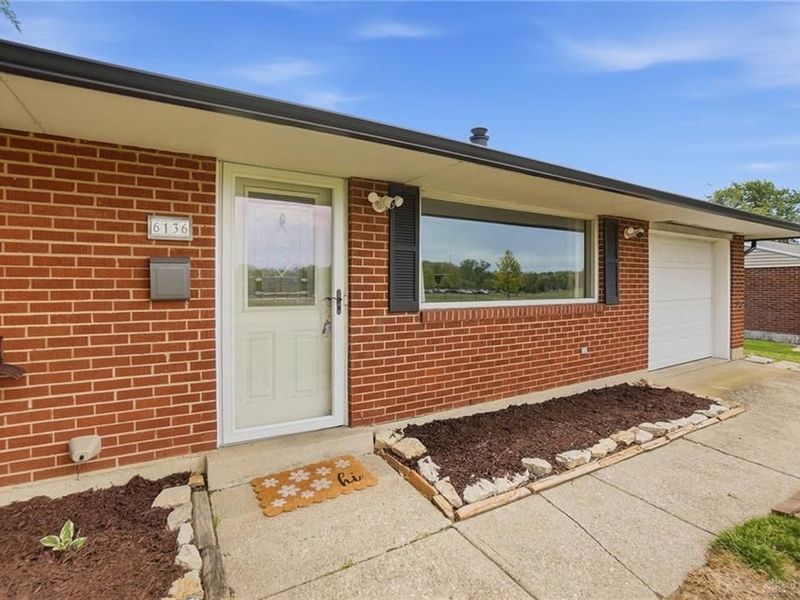 6136 Old Troy Pike, Huber Heights, OH 45424 Photo 4