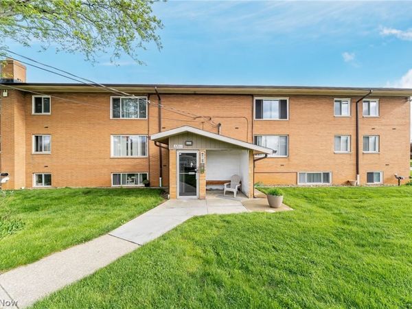 22011 River Oaks Drive , Unit A3, Rocky River, OH 44116