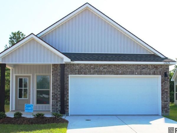 12664 Nightshade Avenue, Walker, LA 70785