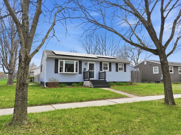 286 James Avenue, Burlington, VT 05408