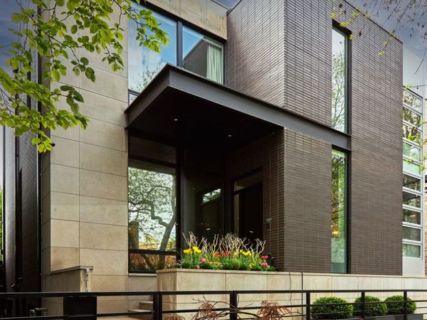 2145 W Mclean Avenue , Chicago, IL 60647