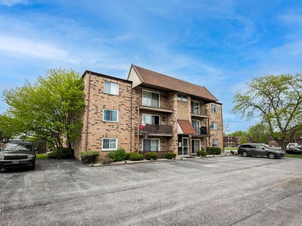 7109 Laverne Lane , Unit 1A, Tinley Park, IL 60477