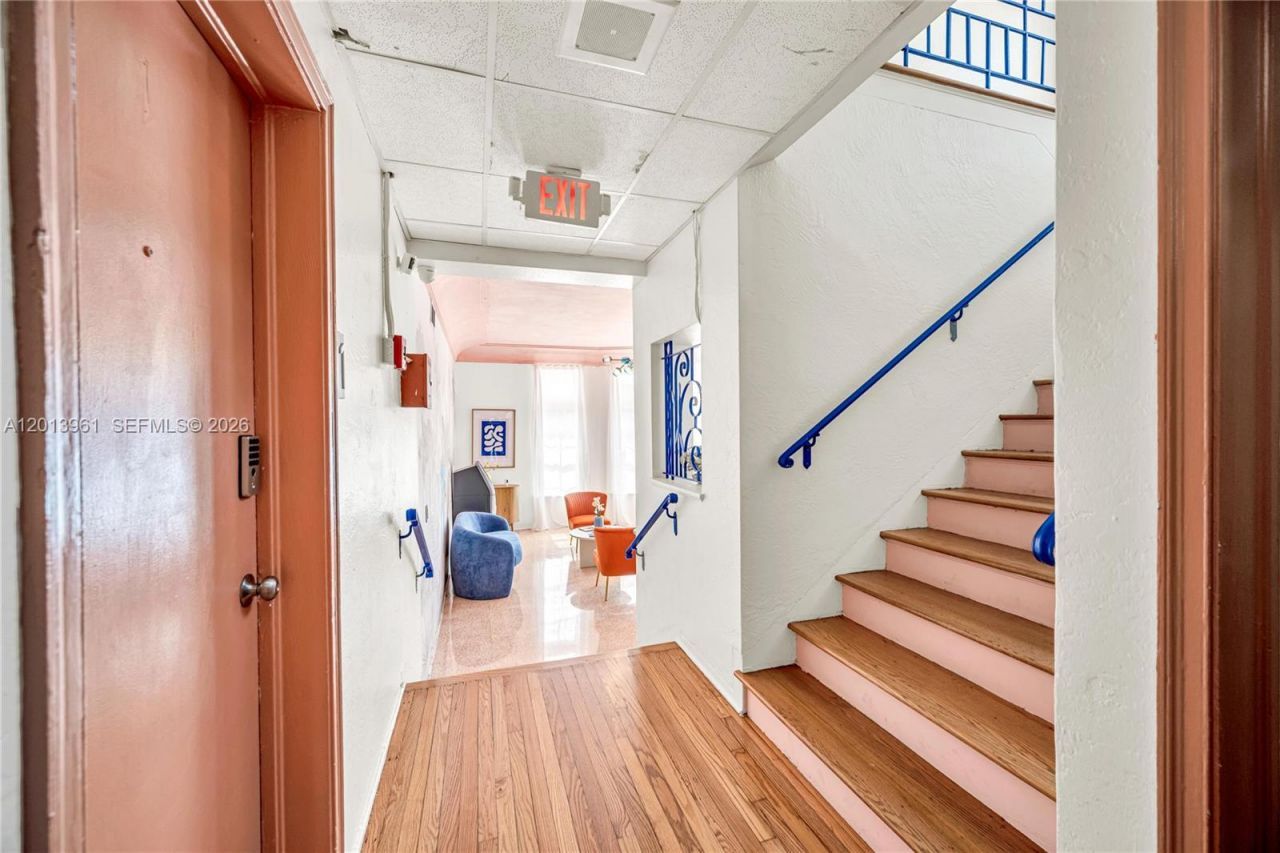 7643 Harding Ave , Miami Beach, FL 33141 Photo