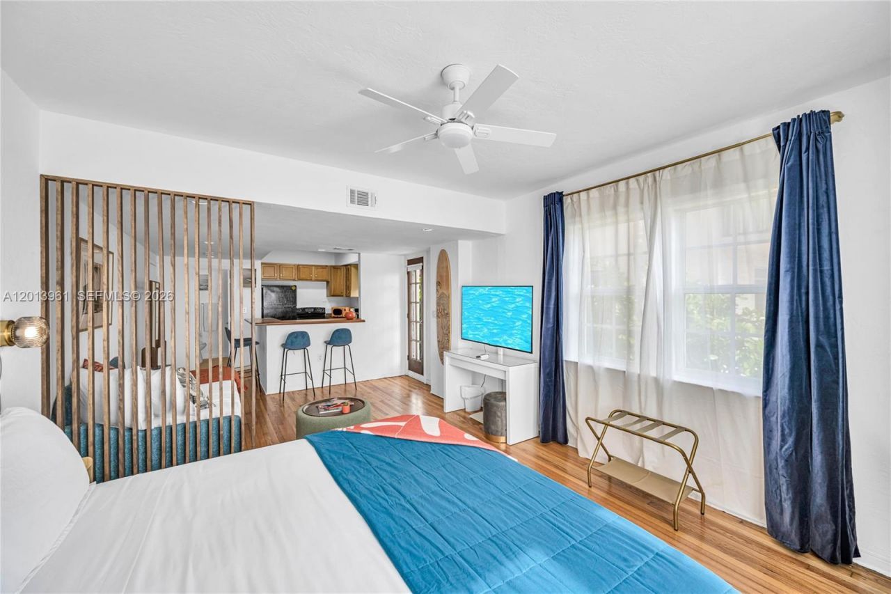 7643 Harding Ave , Miami Beach, FL 33141 Photo