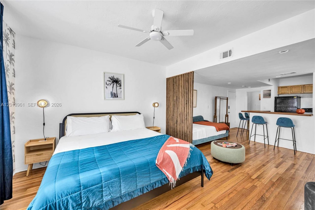 7643 Harding Ave , Miami Beach, FL 33141 Photo