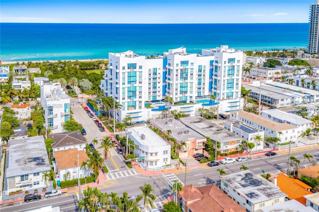 7643 Harding Ave , Miami Beach, FL 33141 Photo