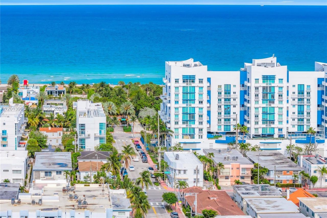 7643 Harding Ave , Miami Beach, FL 33141 Photo