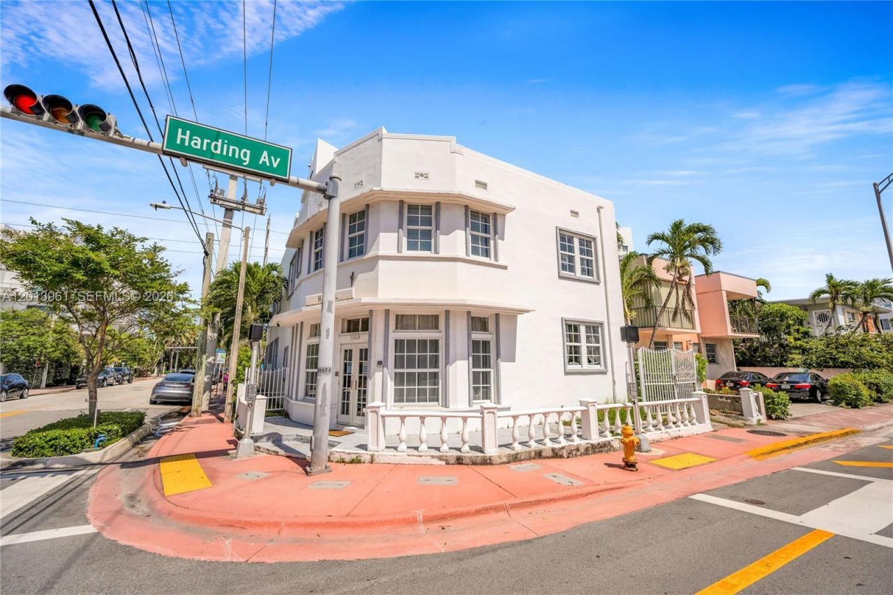 7643 Harding Ave , Miami Beach, FL 33141 Photo