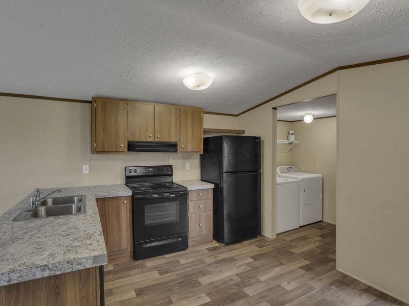 7925 Hunter Road SW, Amanda, OH 43102 Photo 11