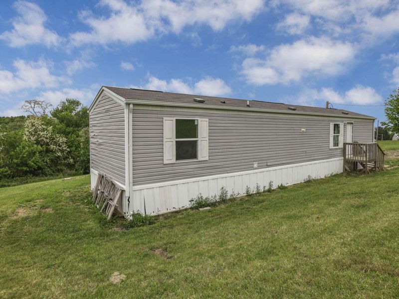 7925 Hunter Road SW, Amanda, OH 43102 Photo 3